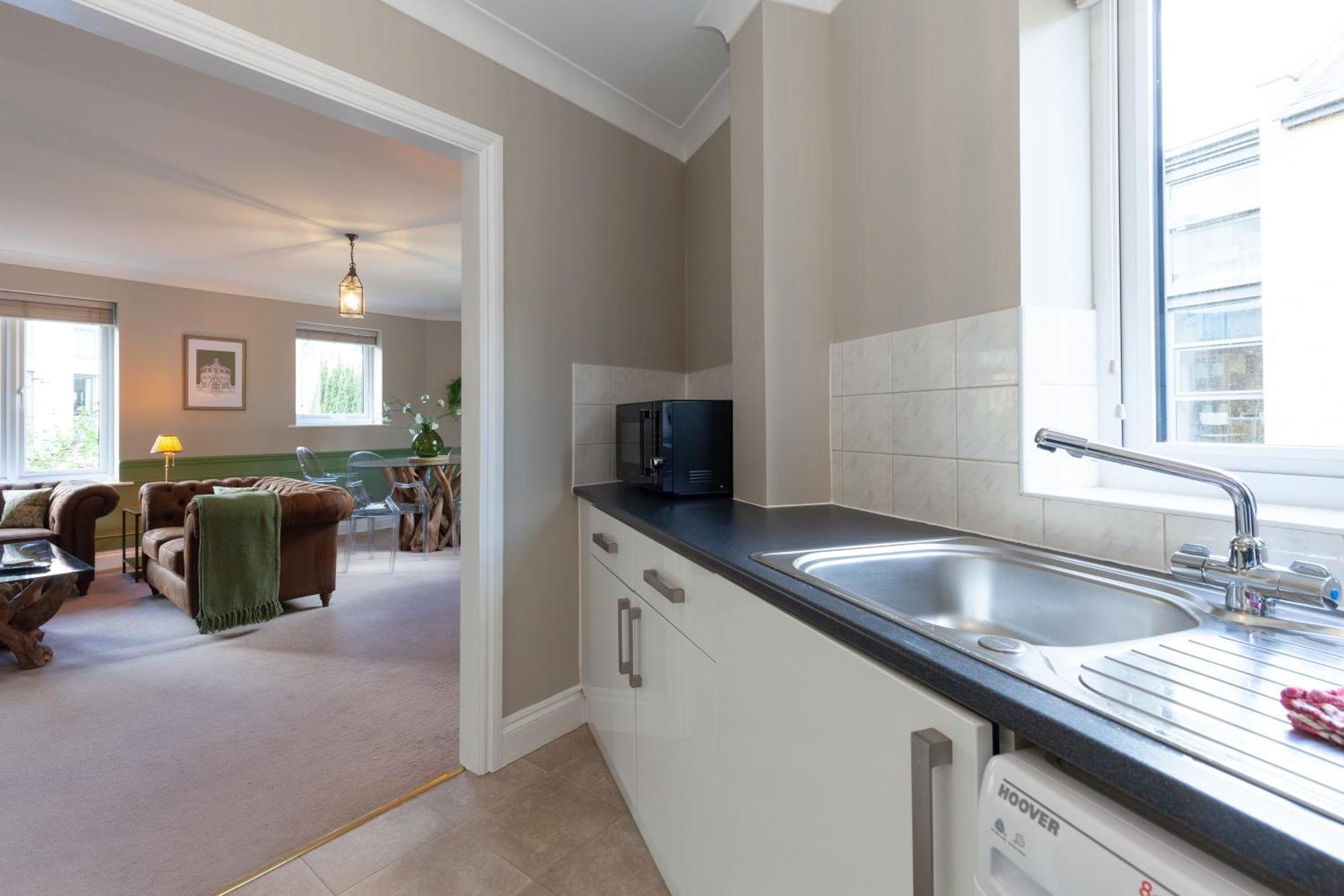A Gem Nestled In The Heart Of Oxford With Parking! Apartment Exterior photo