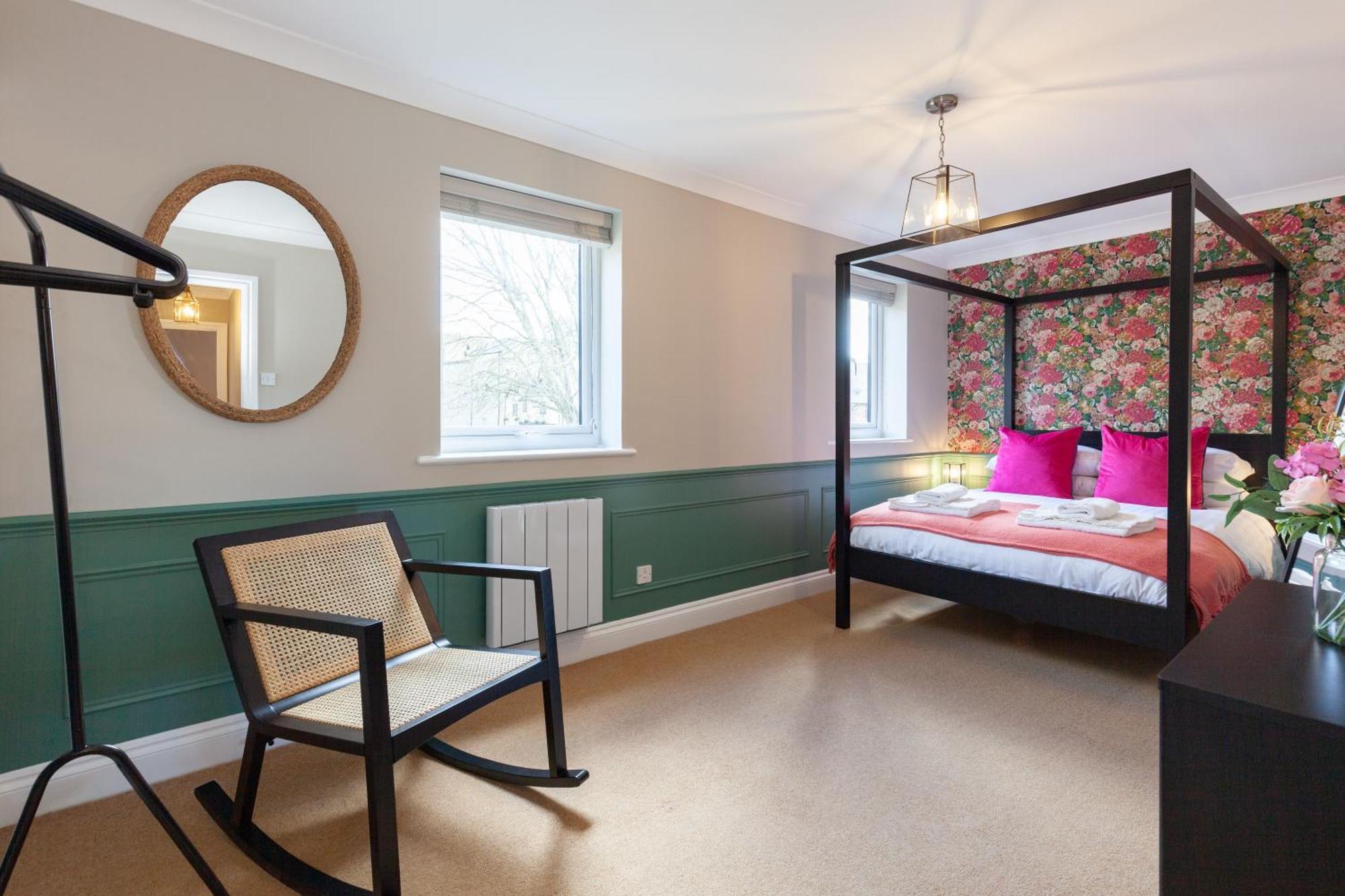 A Gem Nestled In The Heart Of Oxford With Parking! Apartment Exterior photo